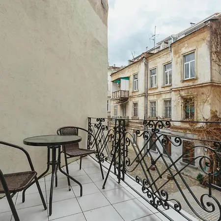 Center Deribasovskaya Street